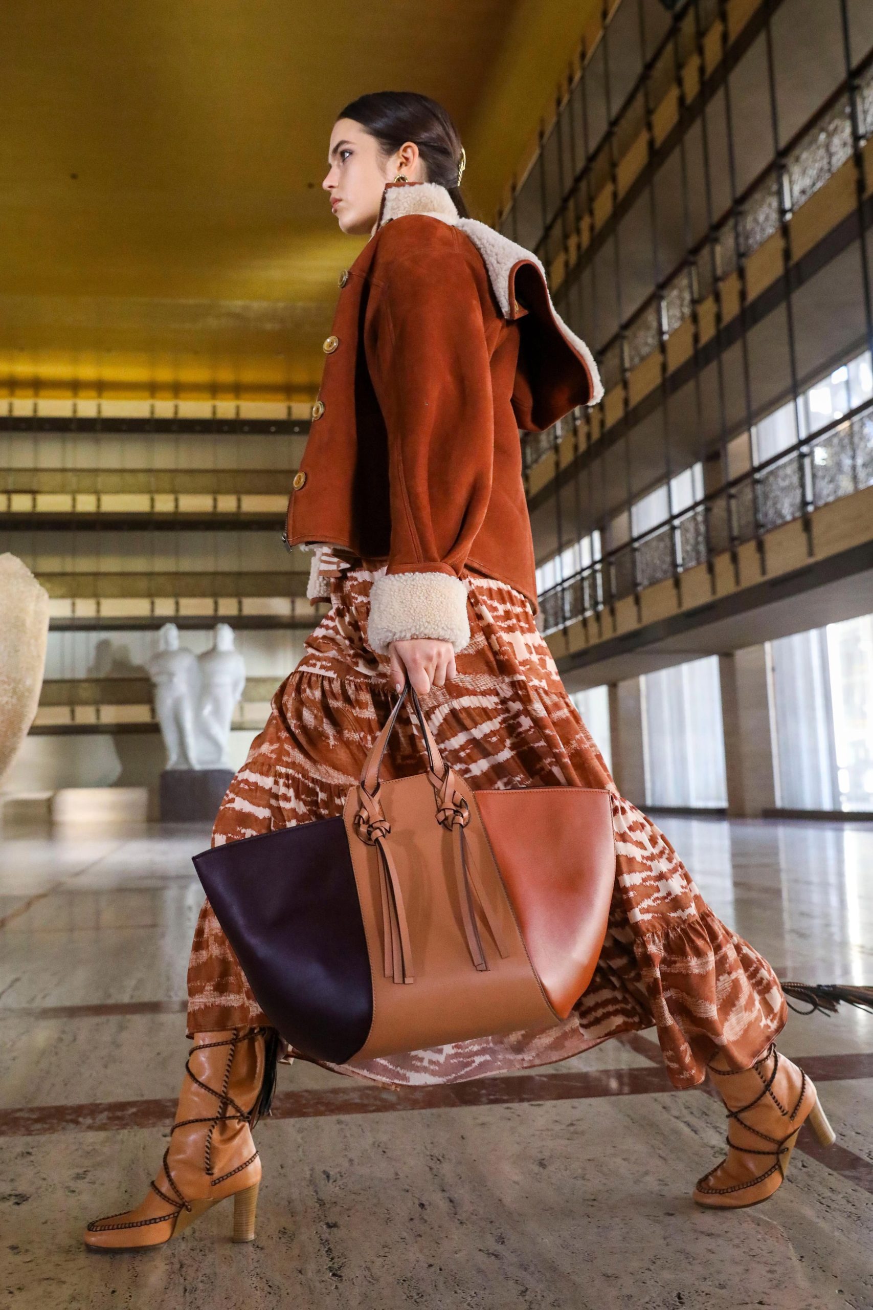 00011-Ulla-Johnson-Fall-21-credit-Jonas-Gustavsson