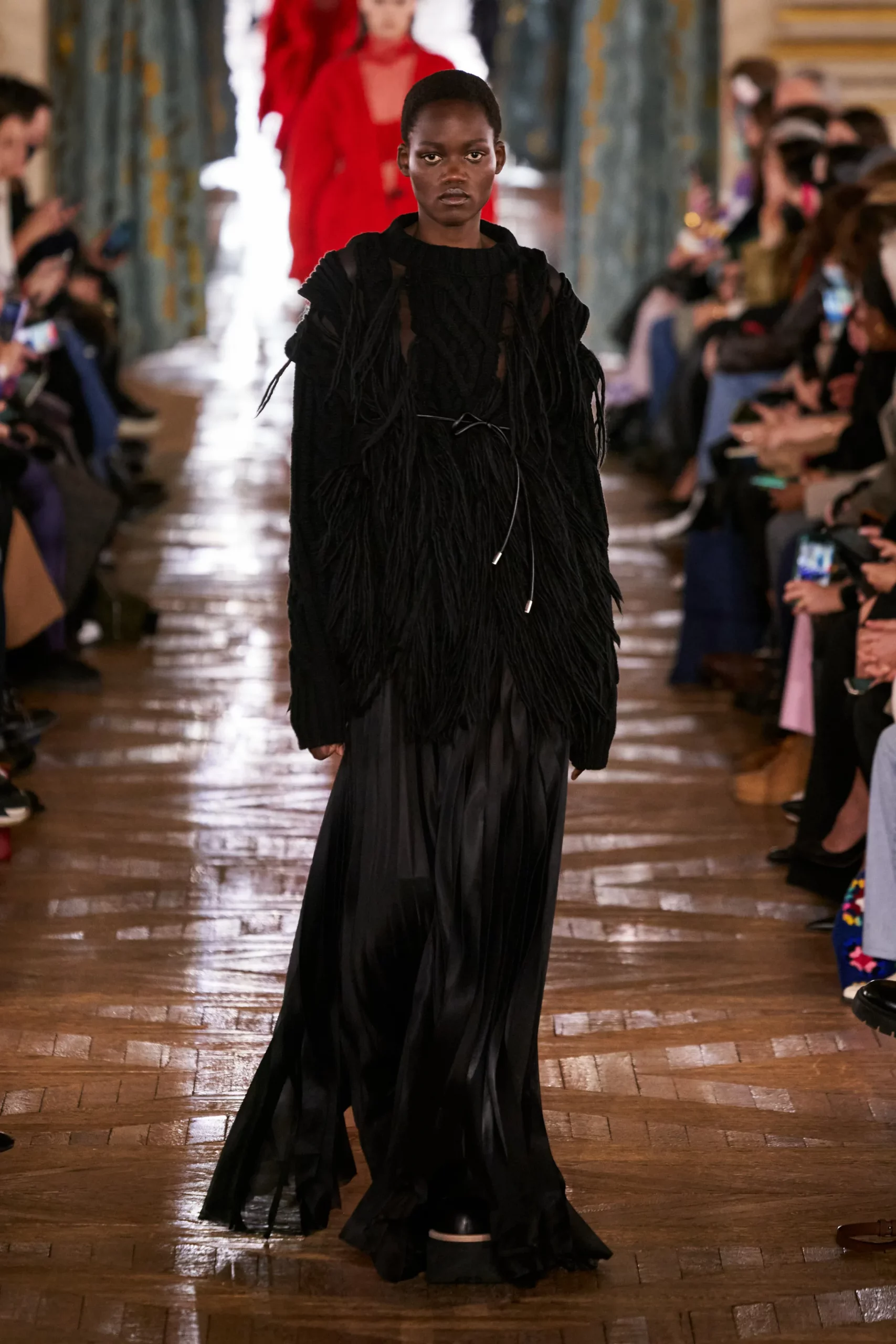 00020-sacai-fall-2022-ready-to-wear-paris-credit-gorunway.jpg