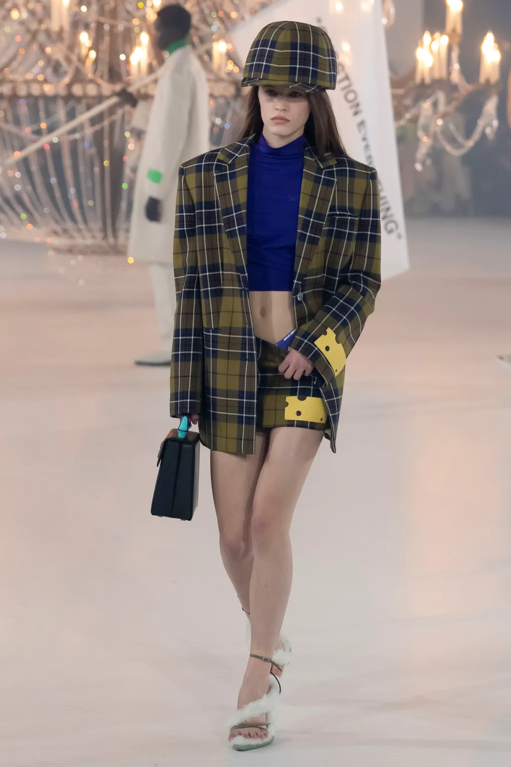 off-white-aw22-034-0b3368.jpg 2